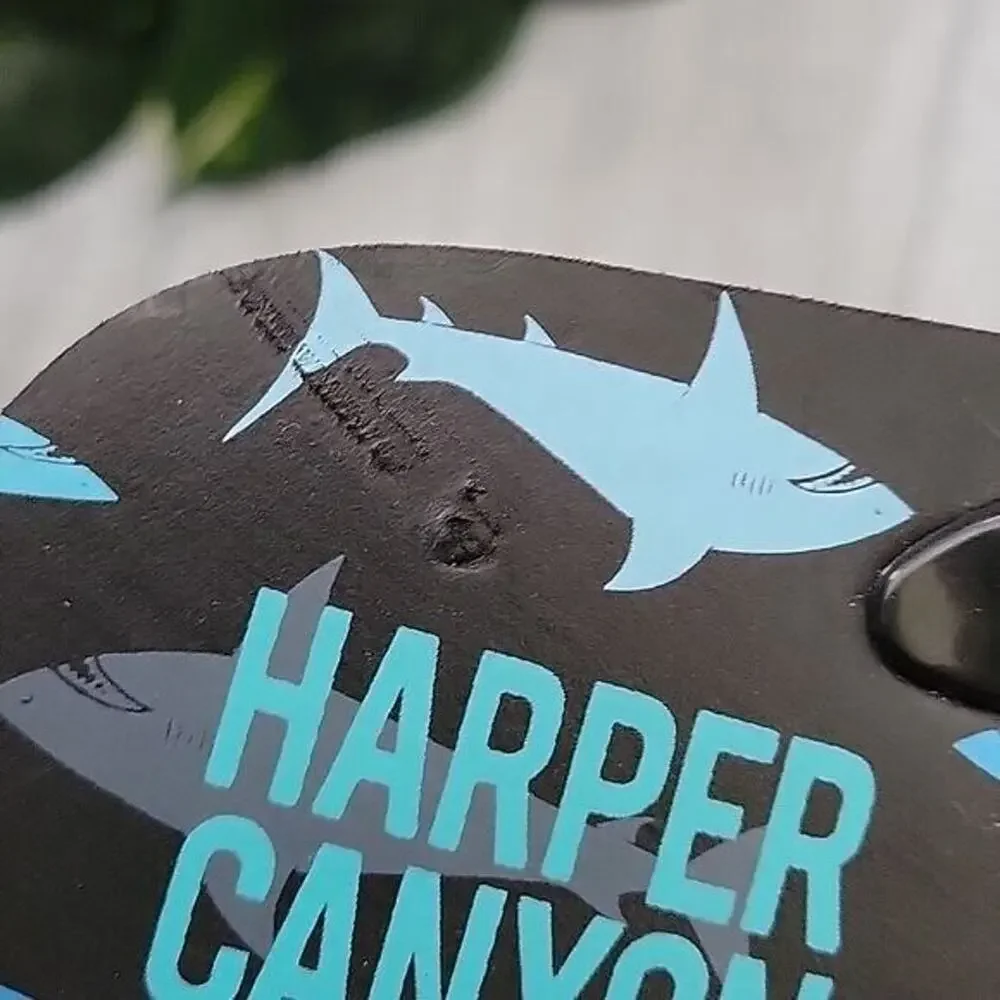 Harper Canyon Boys size 2 Black Shark Flip Flop Sandals